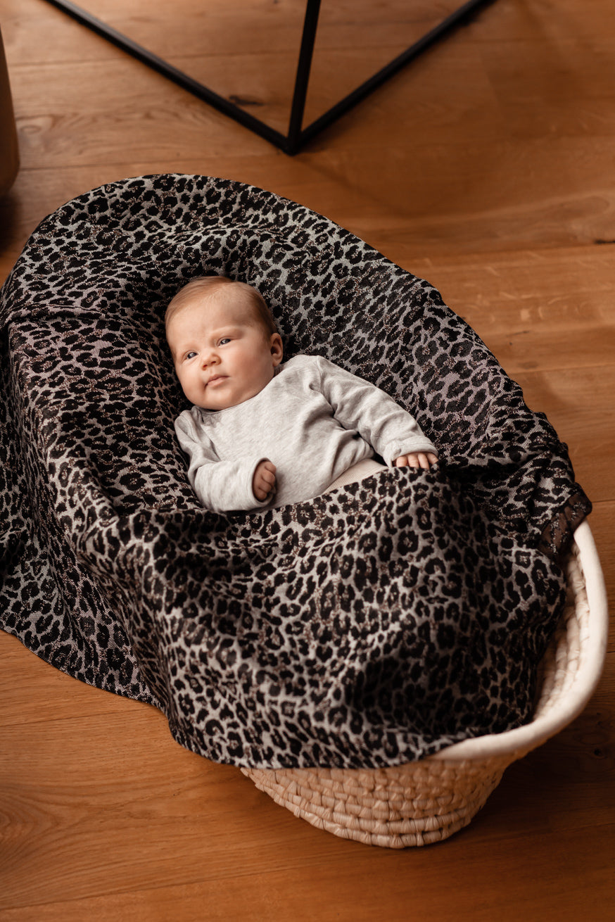Knuffelige doek/sjaal leylafari