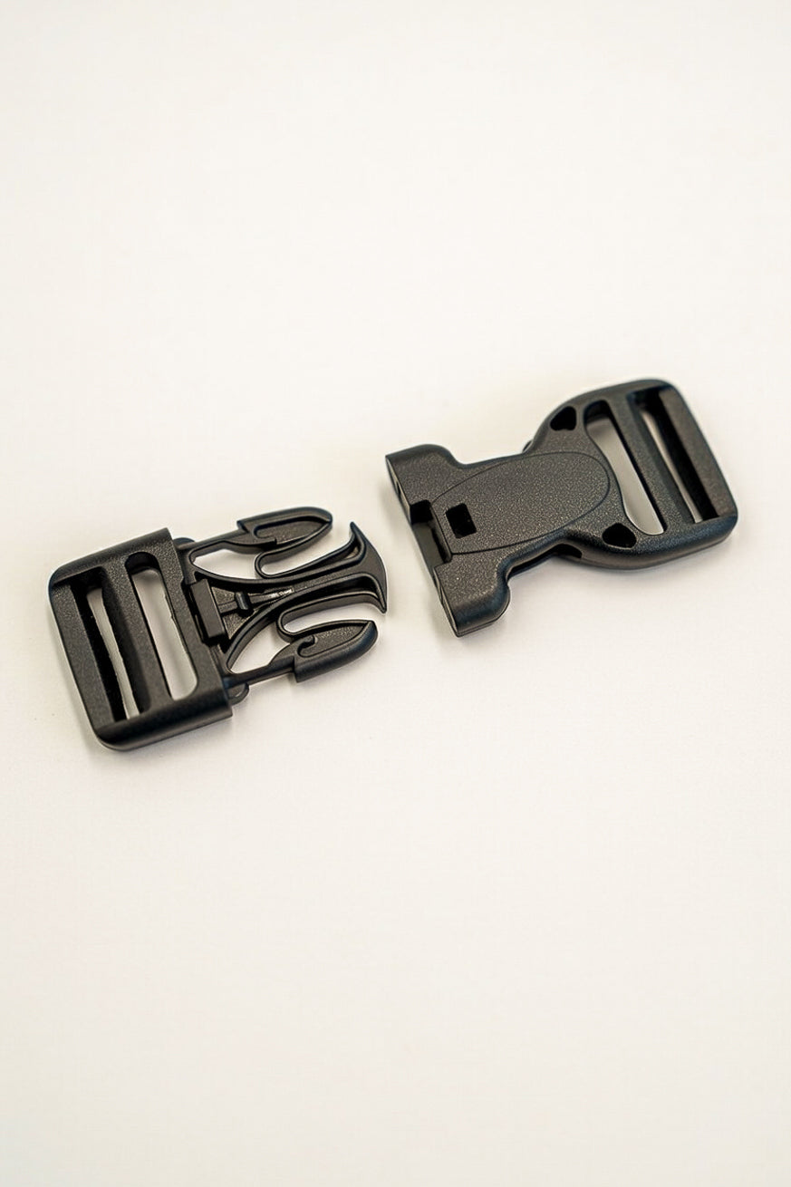 Gesp met veiligheidsknop 25mm zwart