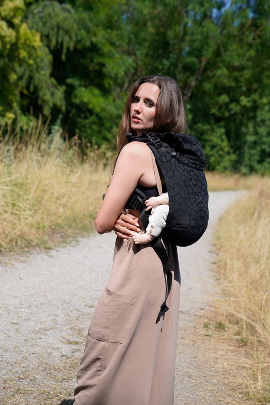 Babytrage Onbu Safari Black Beauty - KOKADI