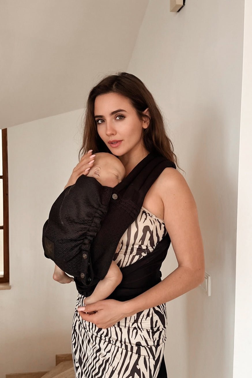 Draagzak TaiTai Heart2Heart Zwarte Schoonheid - KOKADI