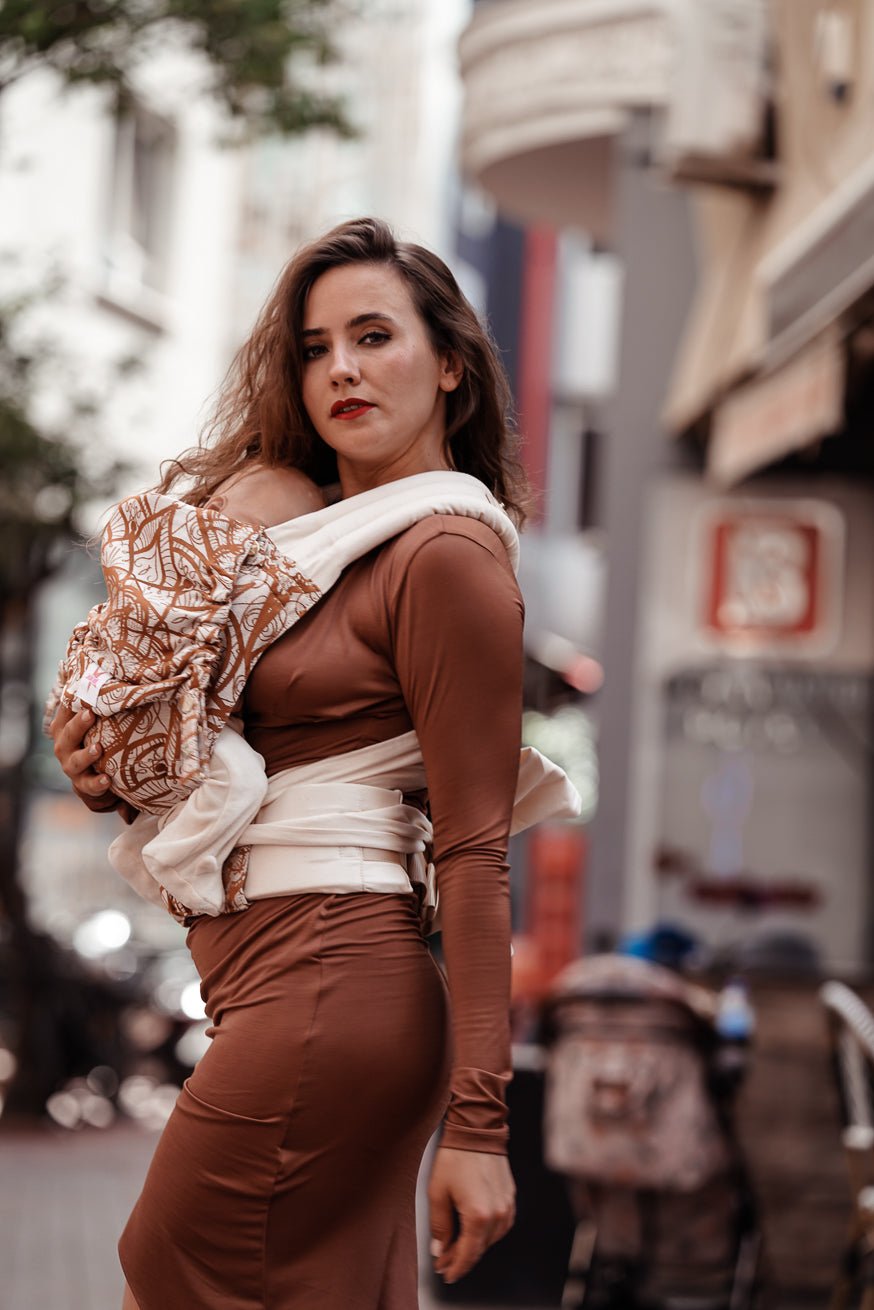 Draagzak TaiTai Lilenia Latte Macchiato - KOKADI