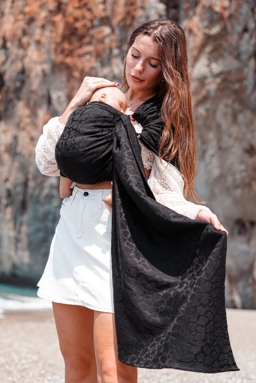 RingSling Safari Zwarte Schoonheid - KOKADI