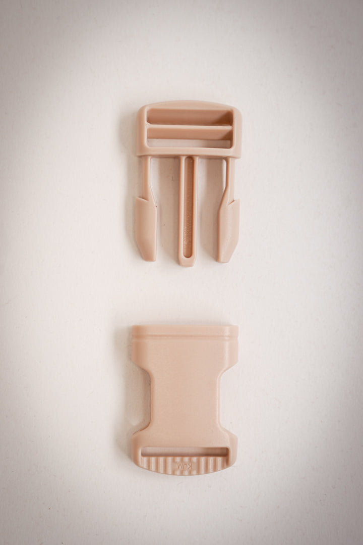 Borstband met gesp 25mm crème