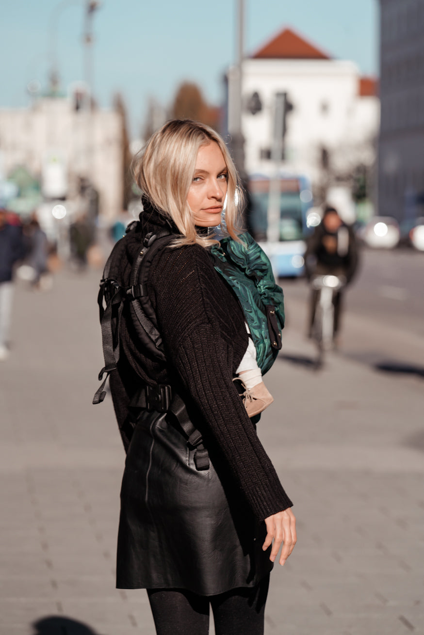Babydrager flip tropi cally door Fiona Erdmann